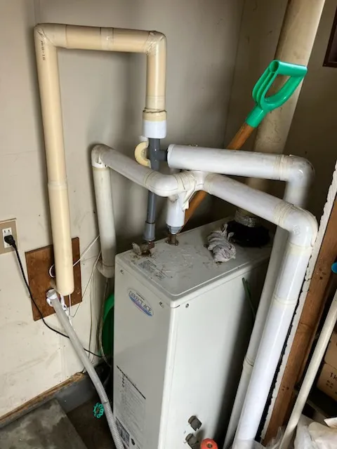 ボイラー配管　修理前