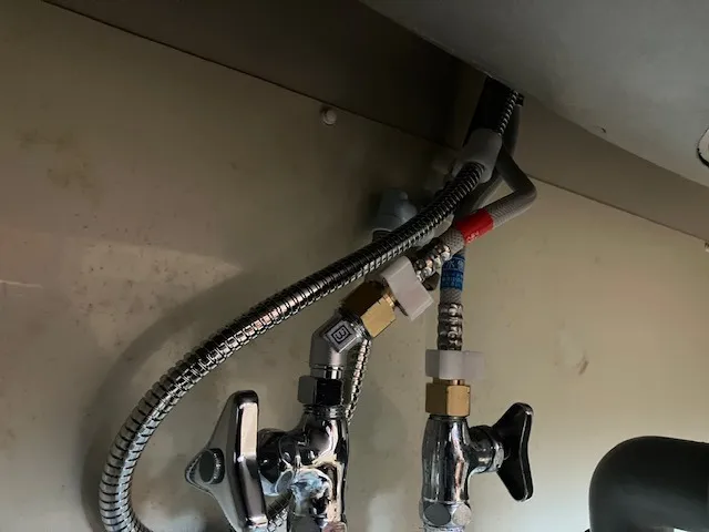 ﾜﾝﾎ-ﾙ引出ｼｬﾜ-ｼﾝｸﾞﾙﾚﾊﾞ-入替工事