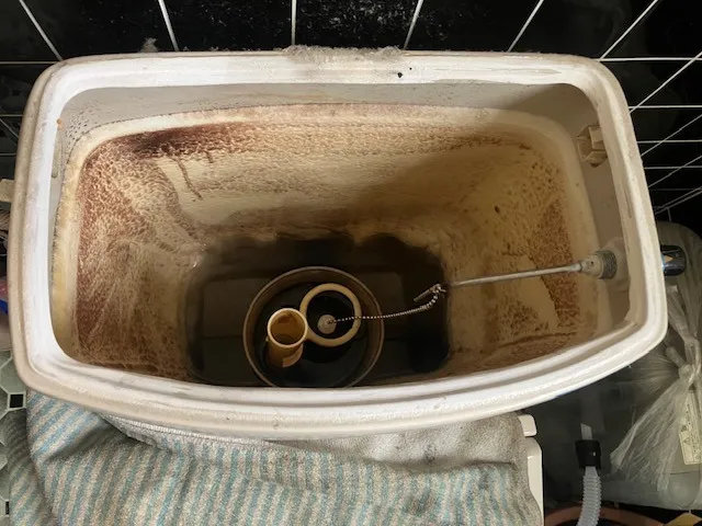 ﾄｲﾚﾀﾝｸ修理工事