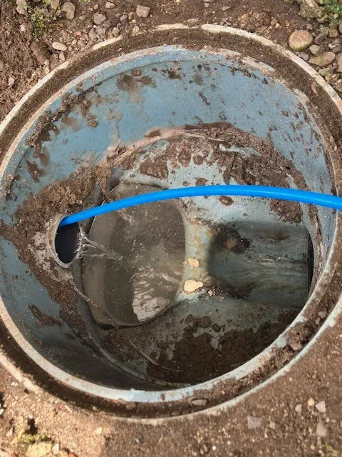 台所排水枝管及び排水桝入替工事