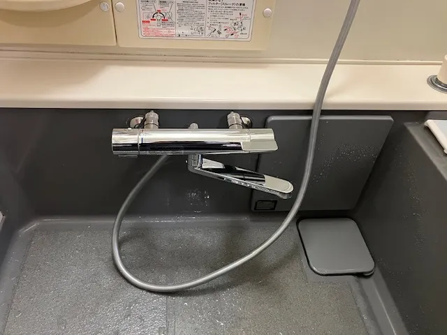 浴室ｻ-ﾓｼｬﾜ-水栓入替工事